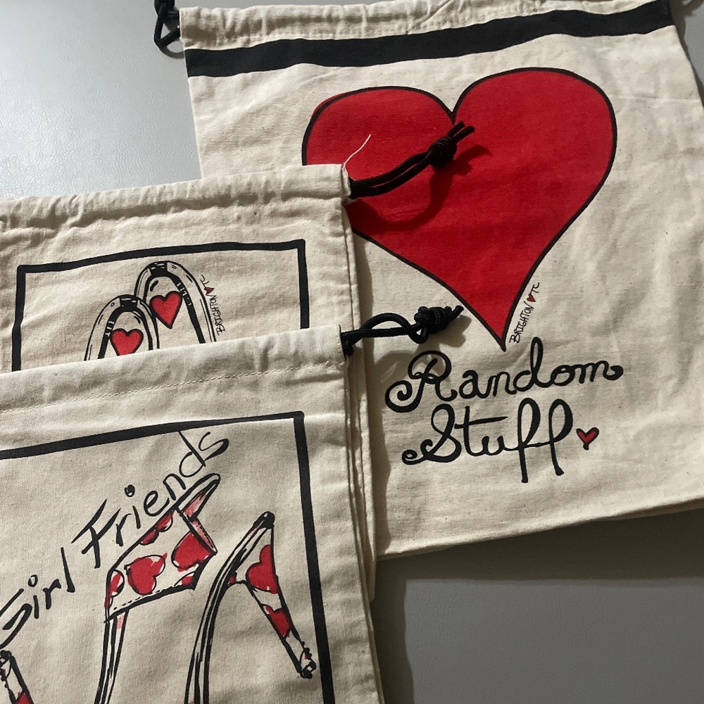 Set of 3 Canvas Drawstring Bags | Travel Organizer | Cute Shoe Print | Gift Read